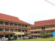 Kampus Sebagai Miniatur Negara