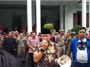 Walikota Bogor Temui Massa Aksi, Ajak Kawal Bersama Bogor Street Festival