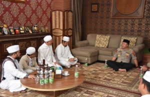 Kapolda Jabar Giat Silaturahmi ke Kediaman K.H. Muhammad Arifin Ilham