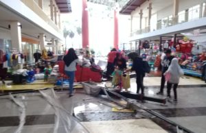 Mall The Jungle Luluh Lantah Diterjang Angin Puting Beliung