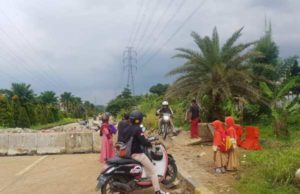 Kisruh Jalan R3, Warga : Kami Minta Pemkot dan Pemilik Lahan agar Segera Dibuka Hati Nuraninya