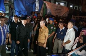 Malam Takbiran, Pemkot Bogor Lakukan Pemagaran Pasar Blok F