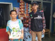 KAMMI Bogor dan ACT Bagikan Beras Gratis