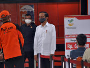 Presiden: Sederhanakan Prosedur, Segera Salurkan Bansos Tunai dan BLT Desa