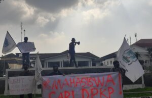 Beras Tidak Layak Konsumsi, KAMMI Demo Balaikota dan Kejari : Usut Tuntas