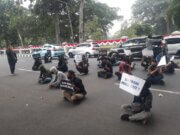 Demo Pemkot Bogor, Mahasiswa Minta Semua THM Ditutup saat PSBB AMM, Demonstrasi, THM