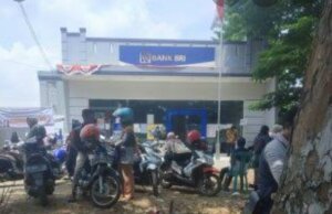 Bank BRI Desa Gandoang Diserbu Pendaftar Bantuan UMKM