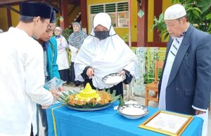 Rayakan Hari Guru, ISBA Beri Persembahan Spesial Kepada Para Guru
