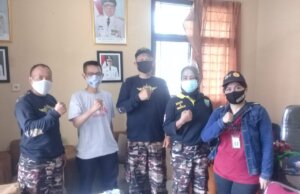 KBFKPPI Kembali Lakukan Penyemprotan Disinfektan dan Bagikan Masker untuk Warga