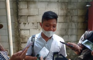 Pembagian BST di Desa Rawapanjang Berjalan Kondusif
