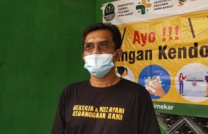 Pembagian BST di Kelurahan Ciriung Kecamatan Cibinong Berjalan Kondusif