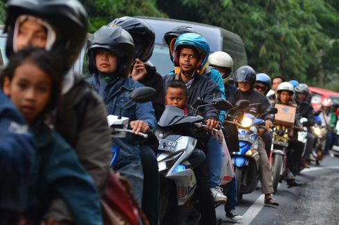 Para Pemudik mudik