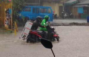 Jalan Siliwangi Pancoran Mas Kota Depok Kembali Banjir