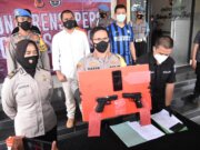 Polres Bogor Amankan Pelaku Penodongan Kurir Barang Dengan Senjata Airsoft gun