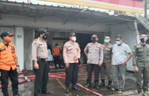 Kebakaran Sebuah Alfamart Akibat Konsleting listrik, di Cileungsi