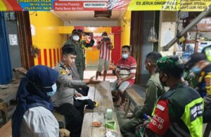 Disiplin Prokes Polsek Cileungsi Lakukan Cipkon Ops Yustisi