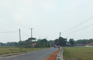 Proyek Pengerjaan Peningkatan Akses Jalan Jagatamu -Baged Cariu Terkesan Tidak Profesional