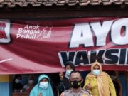 Polsek Sukamakmur Gelar Vaksinasi Massal Bersama Indonesia Pasti Bisa dan bagikan 1000 paket sembako untuk warga
