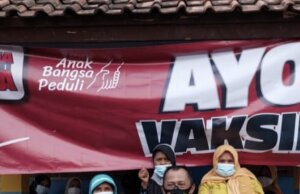 Polsek Sukamakmur Gelar Vaksinasi Massal Bersama Indonesia Pasti Bisa dan bagikan 1000 paket sembako untuk warga