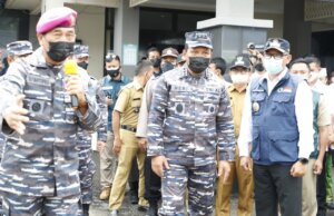 Wabup Bogor Bersama Wakasal Tinjau Serbuan Vaksinasi Di Cijeruk