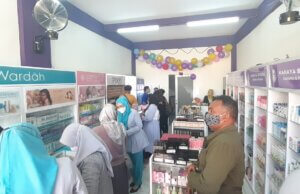 Launching Toko Ke 3, Kanaya Store Cosmetics and Parfume Bagikan Free Give dan Diskon Up To 50 %