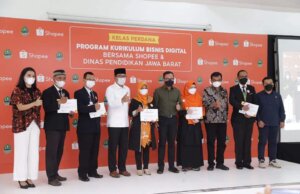 Jabar dan Shopee Luncurkan Kurikulum Berbasis Digital