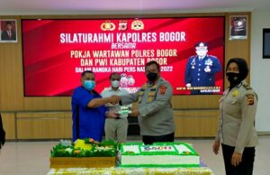 Kapolres Bogor Dorong Ketua PWI Cibinong, Gelar UKW Dengan Jumlah Berlipat