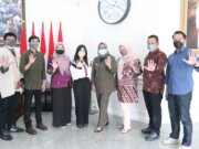 Ikuti Dalam Ajang Paris Fashion Week 2022, Kenalkan Batik Kabupaten Bogor di Kancah Internasional