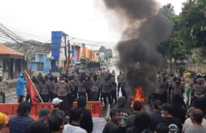 Kasus Mafia Tanah, Aksi Ratusan Mahasiswa Sampaikan Surat Ke Istana Bogor