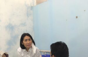 Masyarakat Antusias Ikuti Vaksinasi Dosis Lanjutan di Puskesmas Pembantu Kelurahan Cibadak