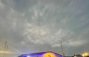 Hari Peduli Autis Sedunia, Alun-alun Hingga Tugu Kujang Berwarna Biru