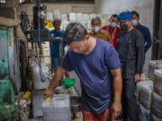 Walikota Bogor Tinjau Depo Minyak Goreng Curah, Desak Pemerintah Pusat Cepat Atasi Kelangkaan