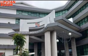 Ada Ancaman Bom Digedung DPRD Kota Bogor, Puluhan Pasukan Kesatuan Zeni Gerak Cepat Amankan Wakil Rakyat