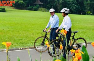 Diplomasi Sepeda Bambu Ala Presiden Jokowi