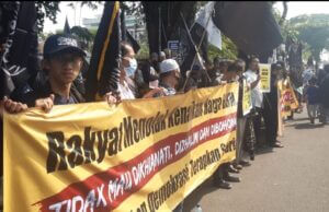 Tolak Kenaikan BBM Bersubsidi, Ratusan Massa Aksi FKUIB Datangi Gedung DPRD Kota Bogor