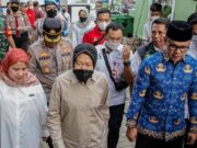 Risma Berikan Santunan Korban Tanah Longsor, Walikota Bogor Sampaikan Soal Solusi