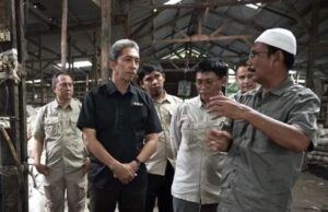 Datangi PT Fajar Sarana Niaga, Dedie Belajar Pengolahan Sampah Rumah Tangga