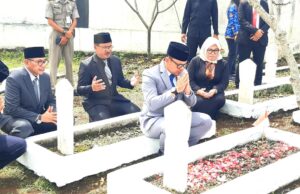 Kadinsos Kota Bogor dan Camat Bogor Selatan Dalam Momentum Hari Pahlawan ke 77, Ajak Masyarakat Meneladani Perjuangannya