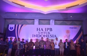18 Alumni IPB Terima Penghargaan HA IPB Awards 2022
