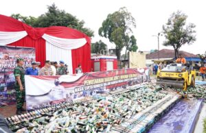 22 Ribu Botol Minol Dimusnahkan, SB Apresiasi Kinerja Aparat Penegak Hukum