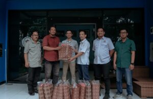 Peduli Kemanusiaan, Kadin Serahkan Bantuan Melalui PWI Peka Kota Bogor untuk Korban Gempa Cianjur