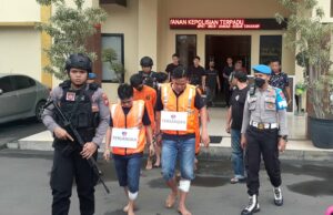 Sat Reskrim Polresta Bogor Kota Ciduk 2 Pelaku Bobol Mesin ATM, Hadiah Timah Panas Bersarang di Kakinya