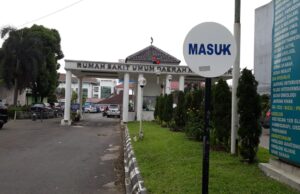 Pasien RSUD Kota Bogor Keluhkan Pelayanan Tidak Profesional, dr Ilham Chaidir : Sudah Diberikan SP Oleh Dewan Kode Etik dan Segera akan Dilakukan Pembinaan