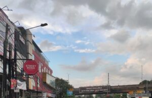 Absen ‘Nribun’ Komunitas Arema Bogor Tetap Rutin Bagikan Takjil