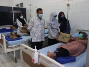 YKI Salurkan 100 Paket Ramadhan Untuk Penderita Kangker