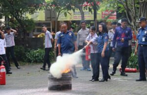 Keselamatan Jadi Prioritas Utama, Favehotel Padjajaran Bogor Gandeng Dinas Damkar Berikan Pelatihan untuk Karyawan