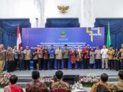 Kota dan Kabupaten se-Jawa Barat Lakukan Tandatangani Kesepakatan Bersama Pendanaan Pemilu