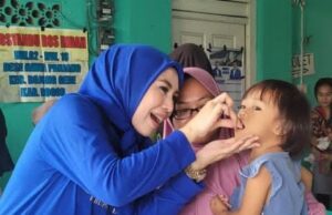 Peduli Kesehatan, Teh Herny Bacaleg Demokrat Dapil 6 Sambangi Posyandu di Rawa Panjang