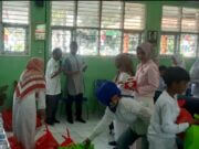 SMPN 11 Kota Bogor dan Donatur Berbagi Kebahagiaan dengan Puluhan Yatim