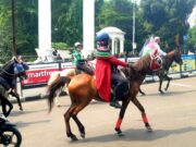 Pasukan Berkuda Jaga Aksi Bogor Raya Peduli Palestina di Tugu Kujang